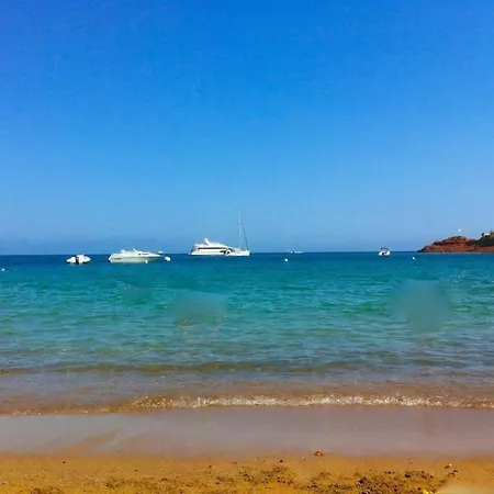 Golf Valescure - Raphael 펜션 *